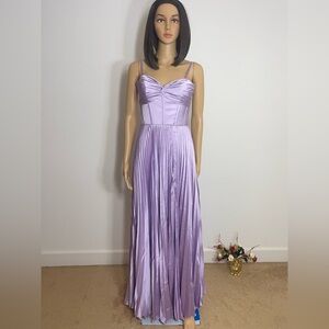 Elegant Lavender Maxi Dress with Spaghetti Straps